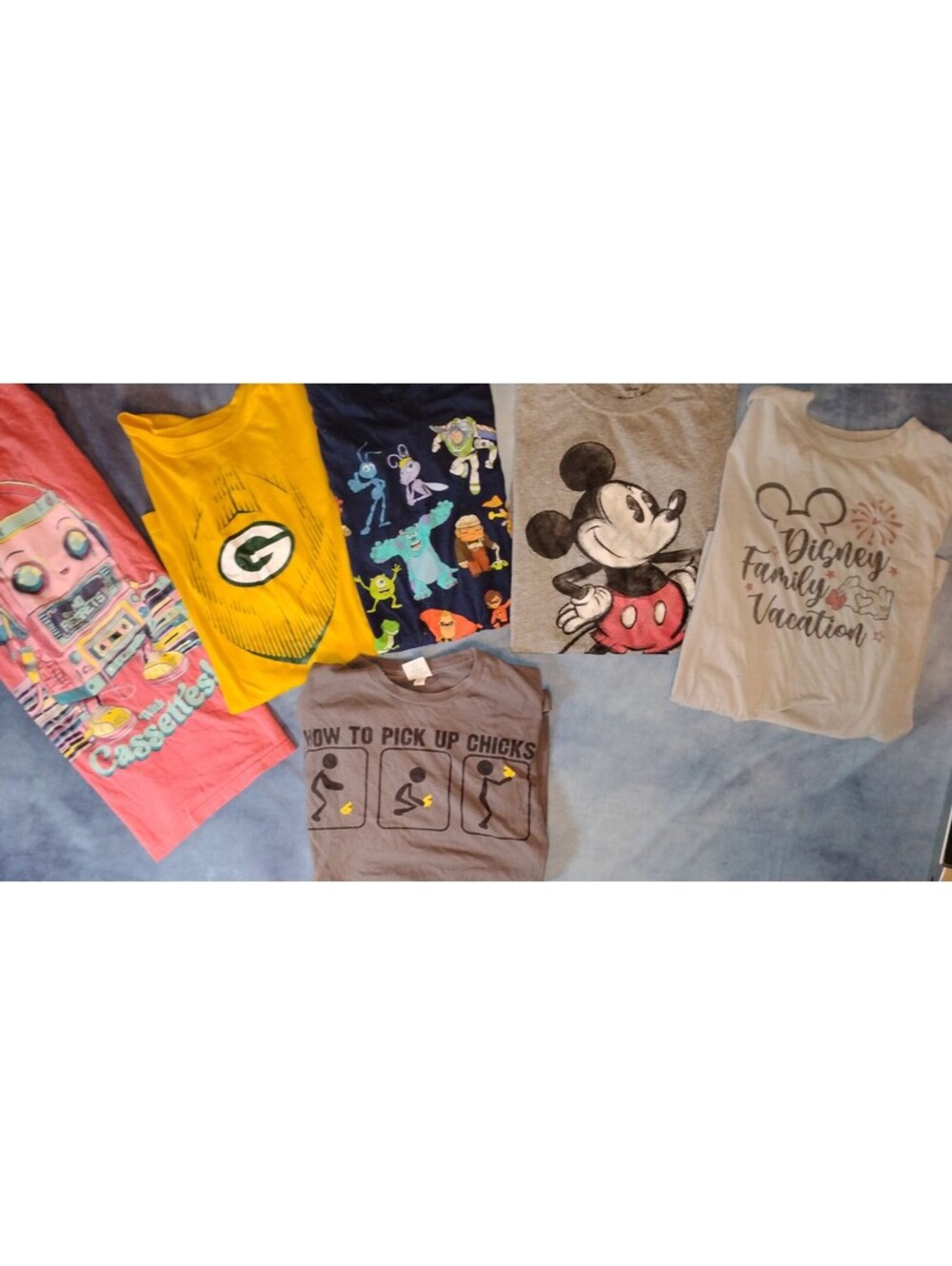 Lot of 6 Graphic T-Shirts